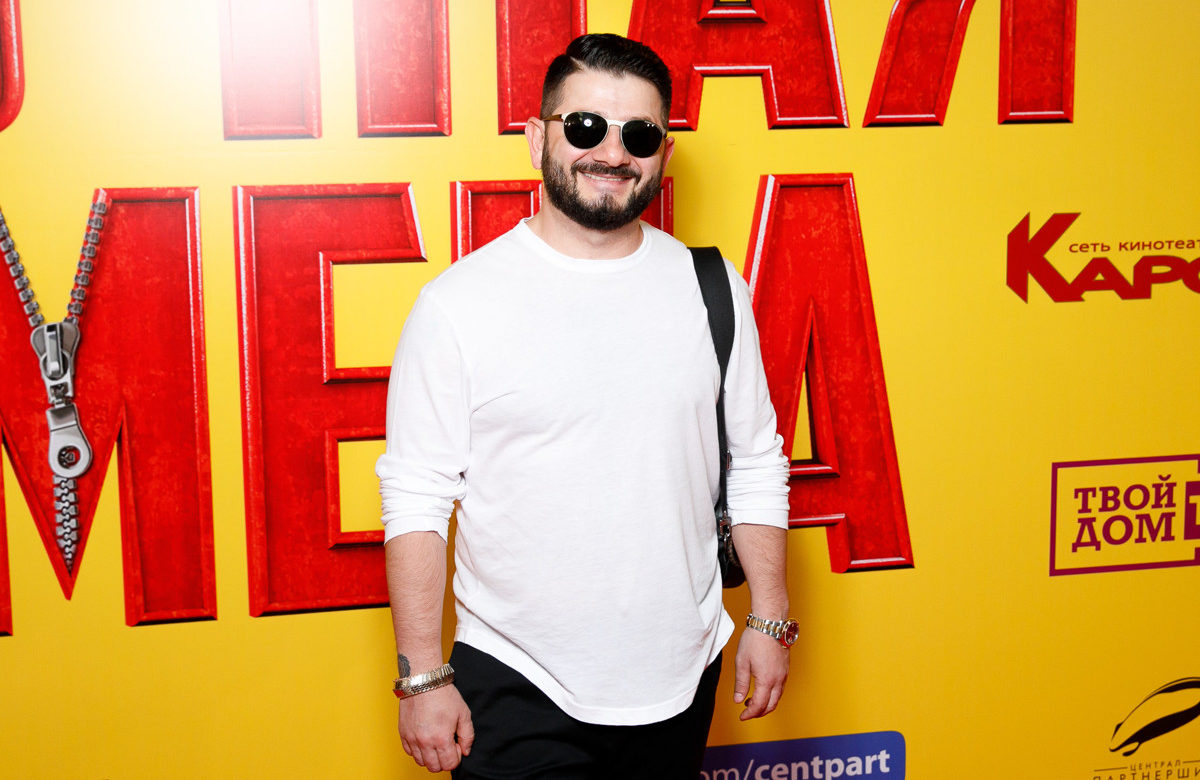 Михаил Галустян