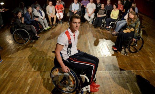 факты о комедии